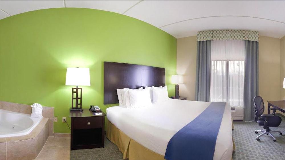 Holiday Inn Express Hotel & Suites Newport South By Ihg Esterno foto