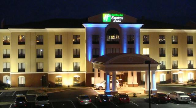 Holiday Inn Express Hotel & Suites Newport South By Ihg Esterno foto