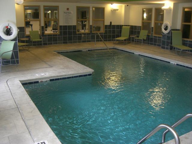 Holiday Inn Express Hotel & Suites Newport South By Ihg Esterno foto