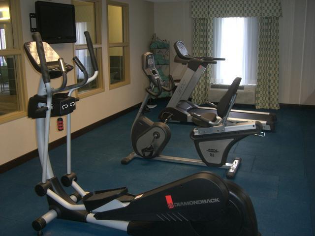 Holiday Inn Express Hotel & Suites Newport South By Ihg Esterno foto