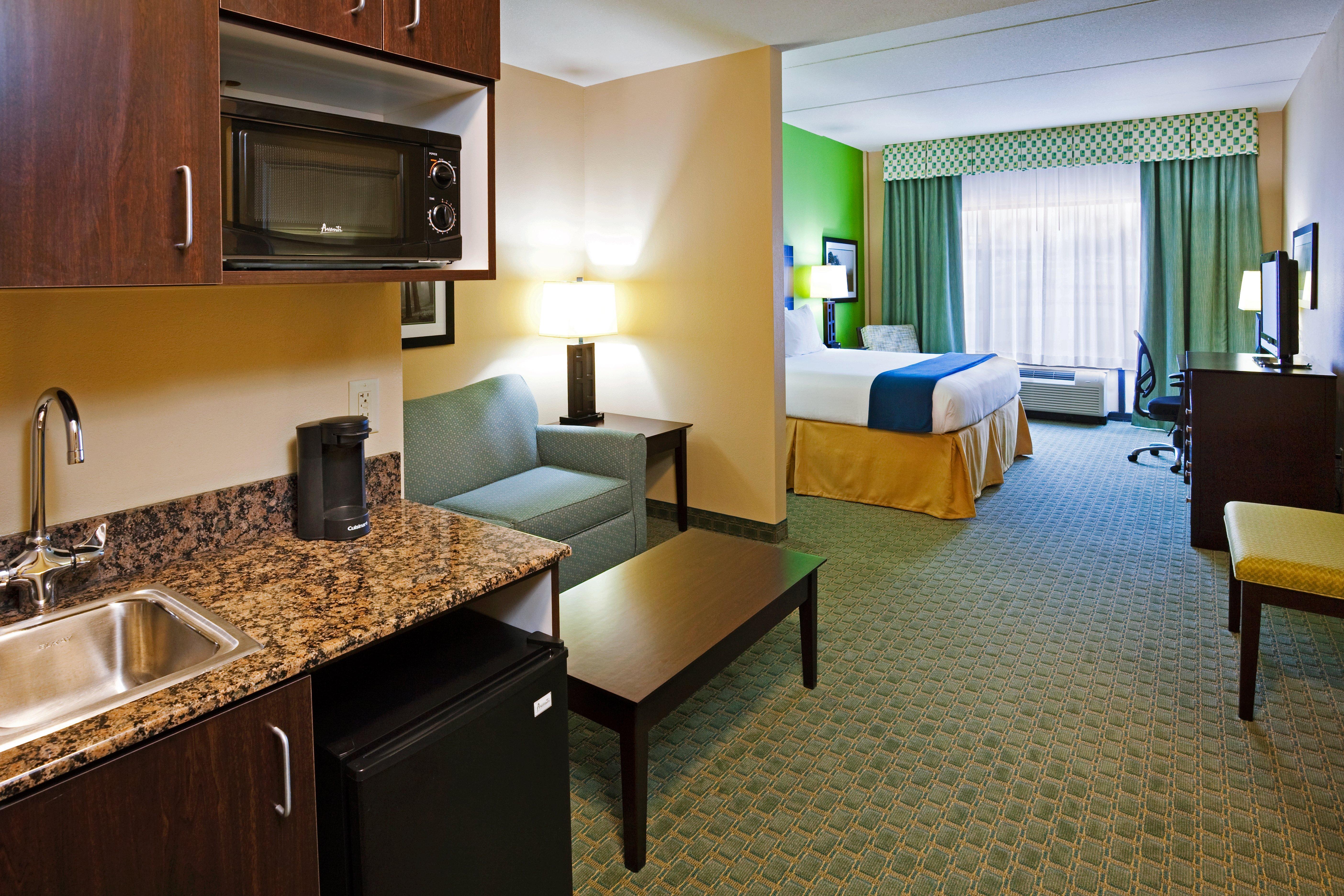 Holiday Inn Express Hotel & Suites Newport South By Ihg Esterno foto