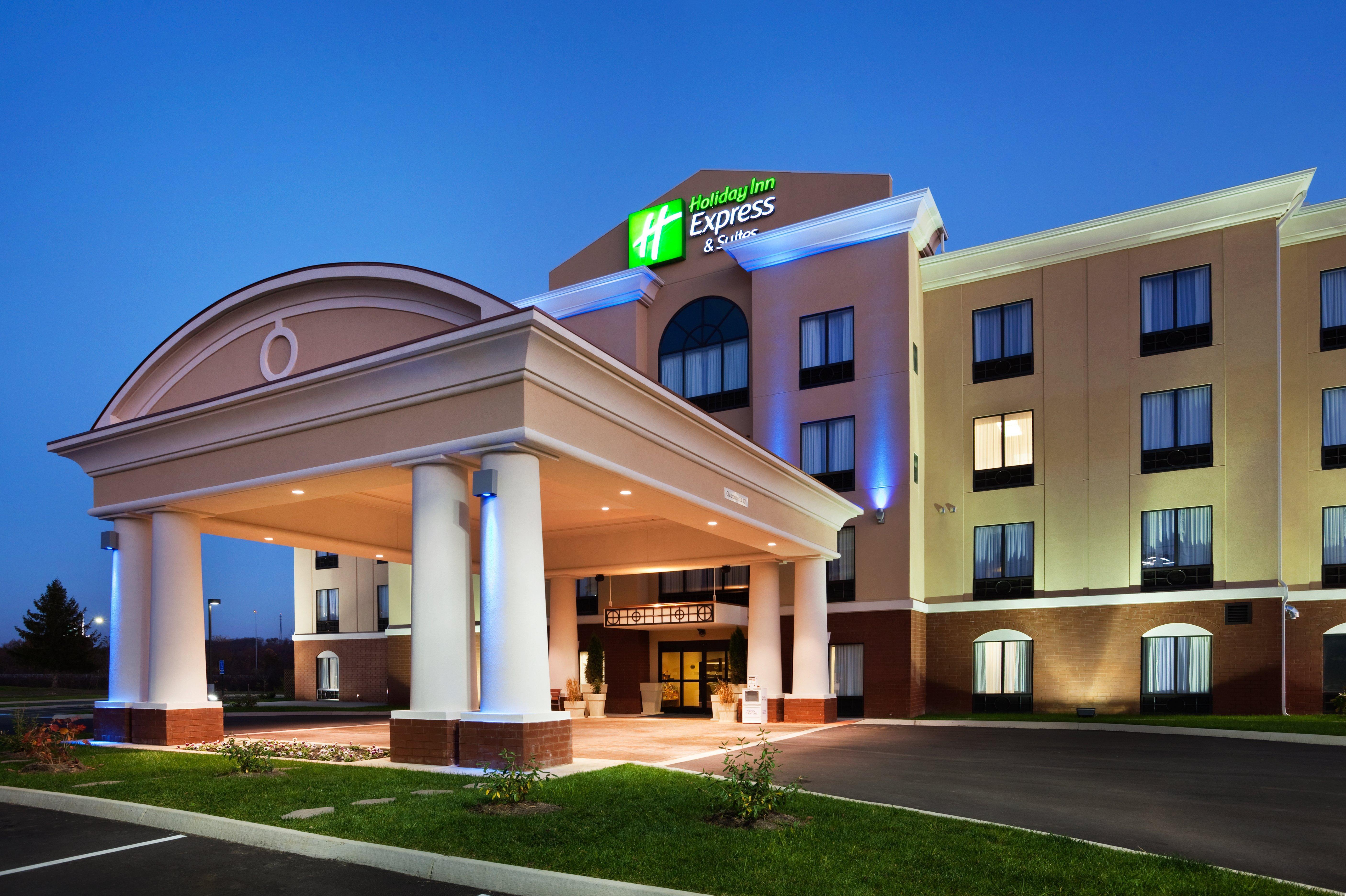 Holiday Inn Express Hotel & Suites Newport South By Ihg Esterno foto
