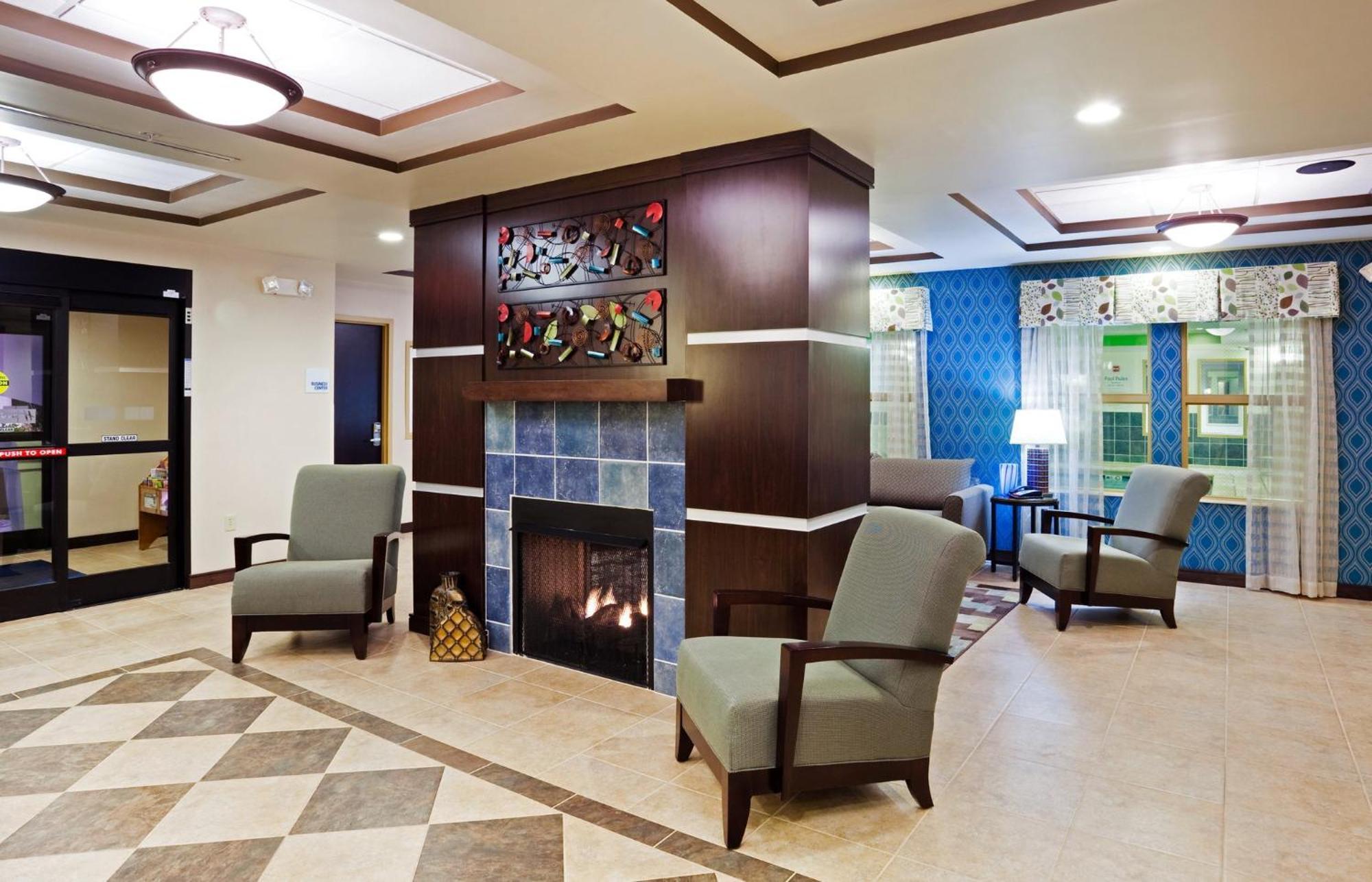 Holiday Inn Express Hotel & Suites Newport South By Ihg Esterno foto
